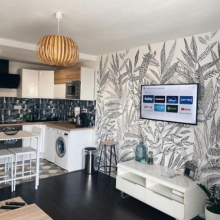 New: Appartement Tout Confort + Parking Gratuit Амиен Екстериор снимка